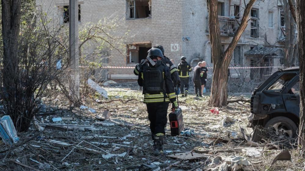 Emergency services at the scene following a Russian attack on Kramatorsk, Donetsk region, Ukraine, 10 September 2026