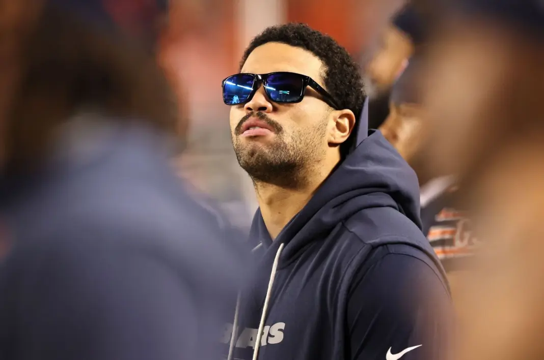 “Surprising he is not in a wheelchair” “Miracle”: NFL fans mock Caleb Williams as Bears QB “looks good enough to play” vs. Eagles “Surprising he is not in a wheelchair” “Miracle”: NFL fans mock Caleb Williams as Bears QB “looks good enough to play” vs. Eagles