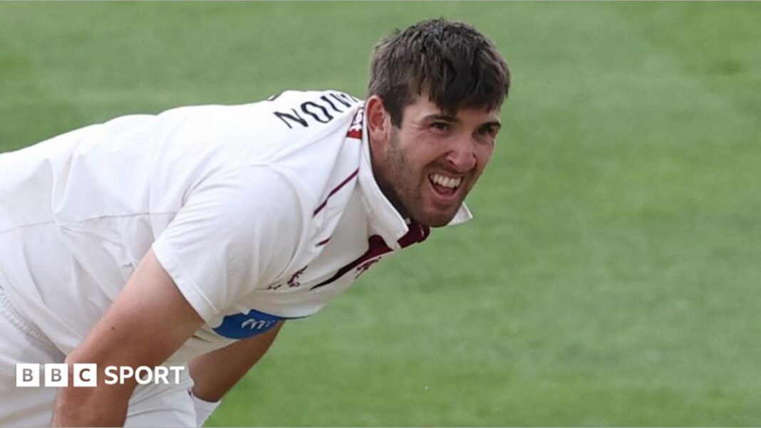 Somerset skittle Leics to maintain title hopes Somerset skittle Leics to maintain title hopes