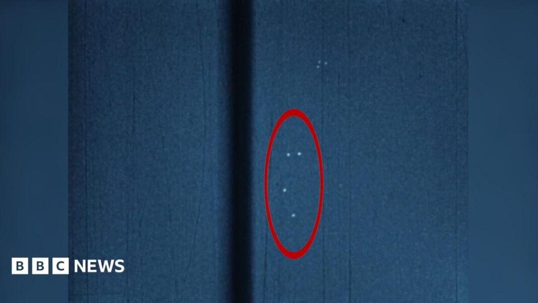 Watch: Sixth batch of UFO files includes orbs from 1952 image