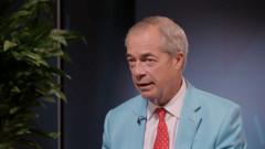 Farage’s family want him to ‘pack it in and walk away’ Farage’s family want him to ‘pack it in and walk away’