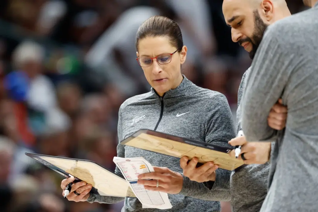 4 WNBA Coaches Now On Hot Seat After Sparks Pull Trigger On Head Coach Lynne Roberts 4 WNBA Coaches Now On Hot Seat After Sparks Pull Trigger On Head Coach Lynne Roberts