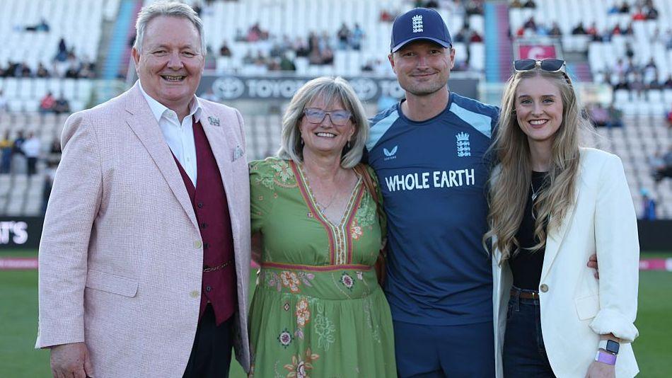 England debutant Aneurin Donald poses with his family after receiving his 1st cap ahead of the first Vitality T20 International Series match between England and Sri Lanka at Utilita Bowl on September 15, 2026 in Southampton, England