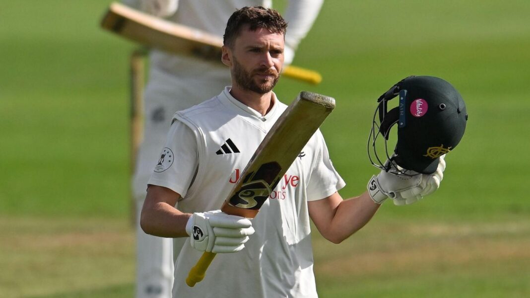 Clarke leads Notts recovery against Hampshire Joe Clarke