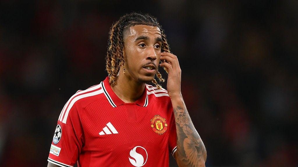 Manchester United defender Leny Yoro