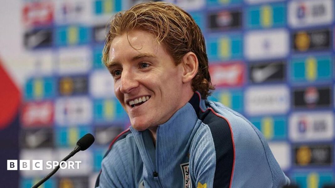 England should stop trying to replicate Spain – Gordon England should stop trying to replicate Spain – Gordon