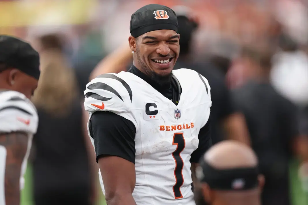 “Not fooling anybody” “Fine him for lying”: NFL fans mock Ja’Marr Chase for labeling controversial celebration as “wrestling move” after getting fined “Not fooling anybody” “Fine him for lying”: NFL fans mock Ja’Marr Chase for labeling controversial celebration as “wrestling move” after getting fined