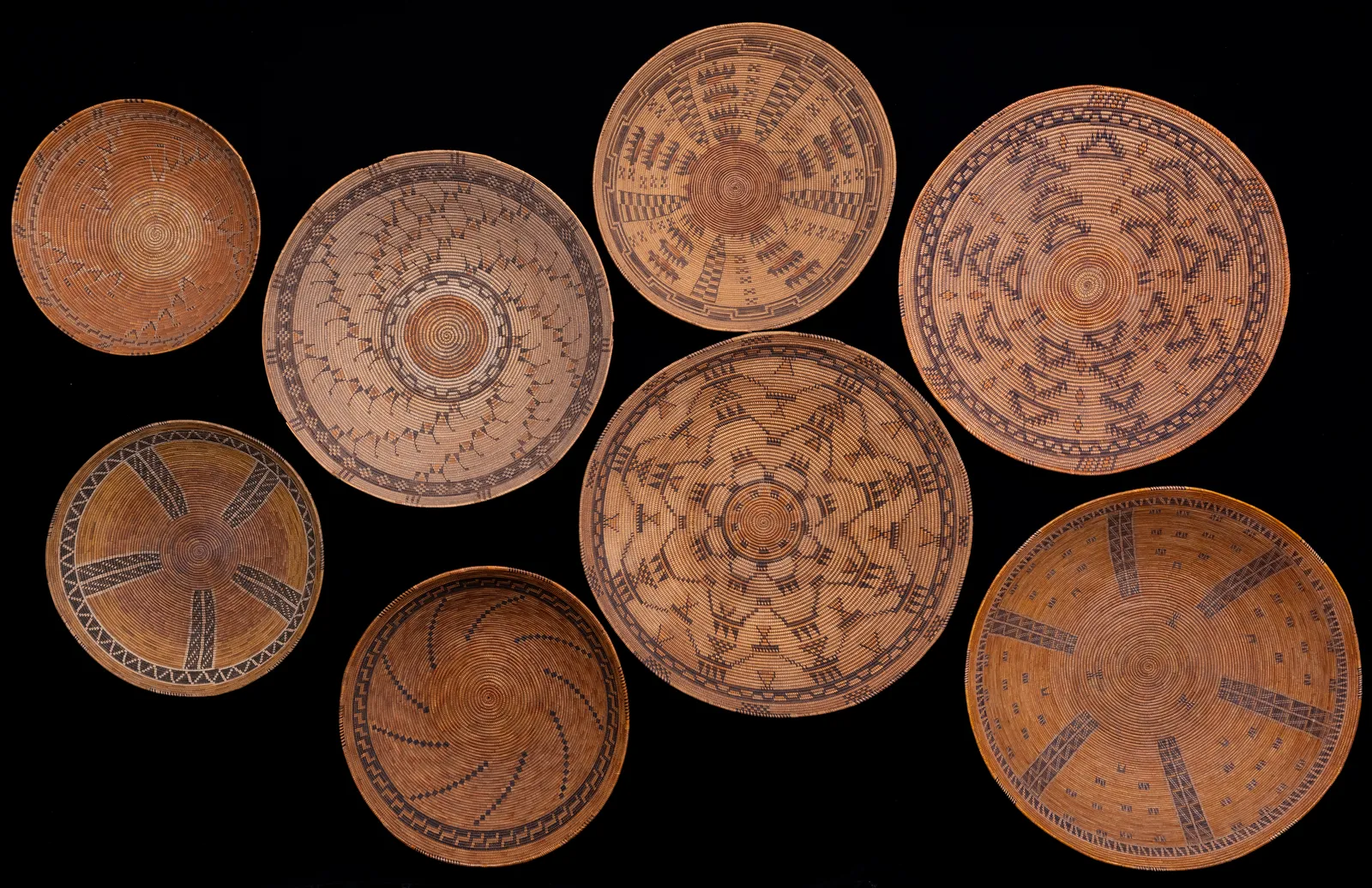 Image may contain Plate Art and Handicraft