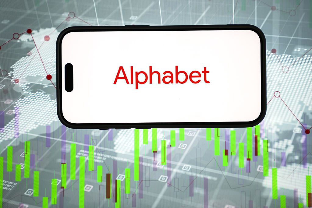 GOOG vs GOOGL – which Alphabet share class should you buy? image