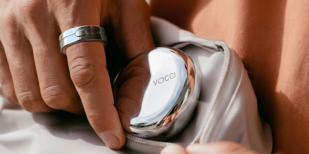 Ring charging case