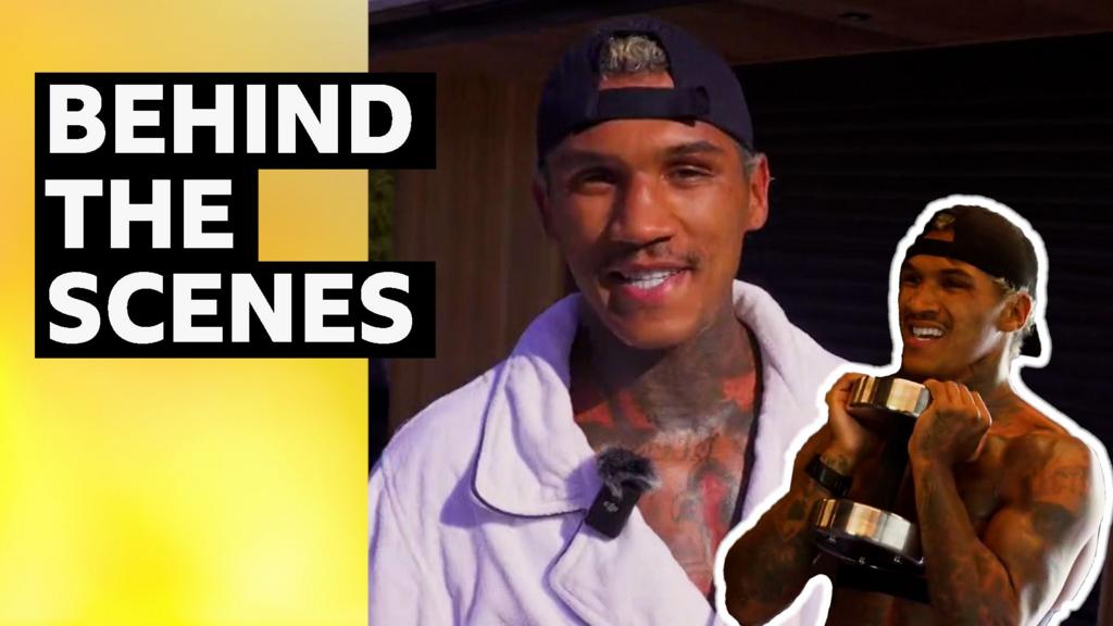 A car in the gym? At home with Conor Benn image