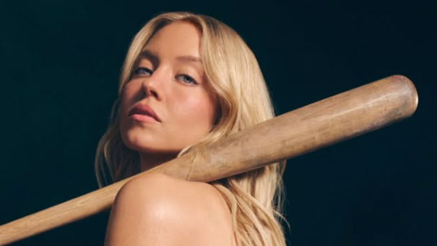 Image of Sydney Sweeney holding a baseball bat in her advert for Novig