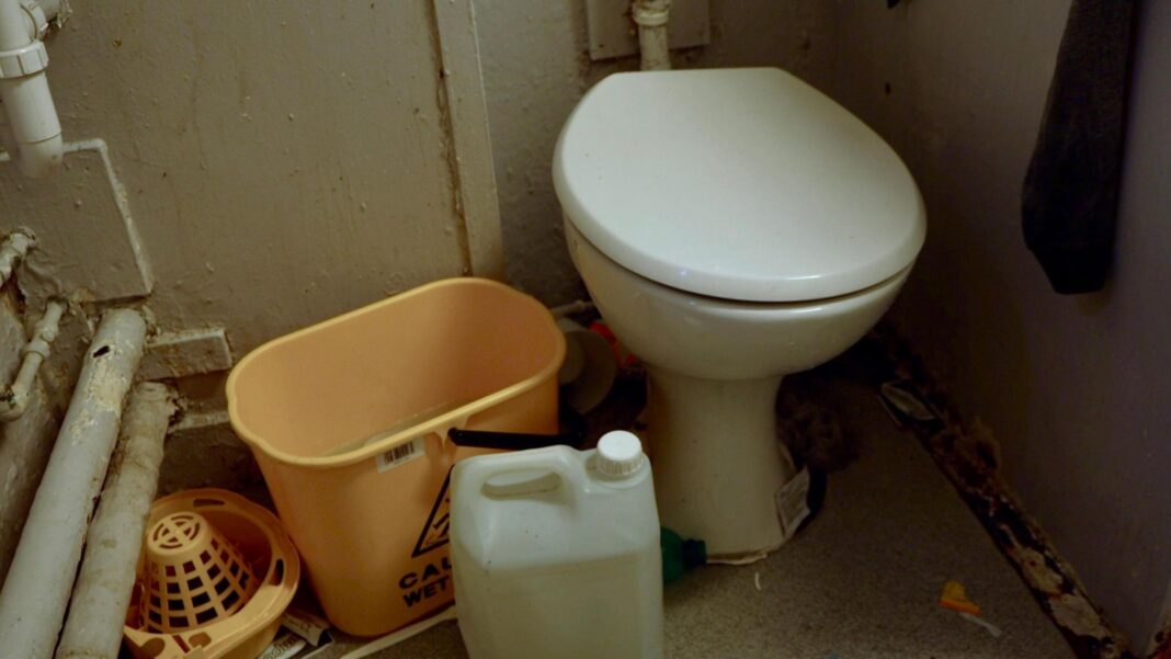 Prison staff told not to use inadequate cells as overcrowding worsens A filthy and leaky toilet from one of the cells in Pentonville. Cleaning products and a mop bucket are seen next to it.