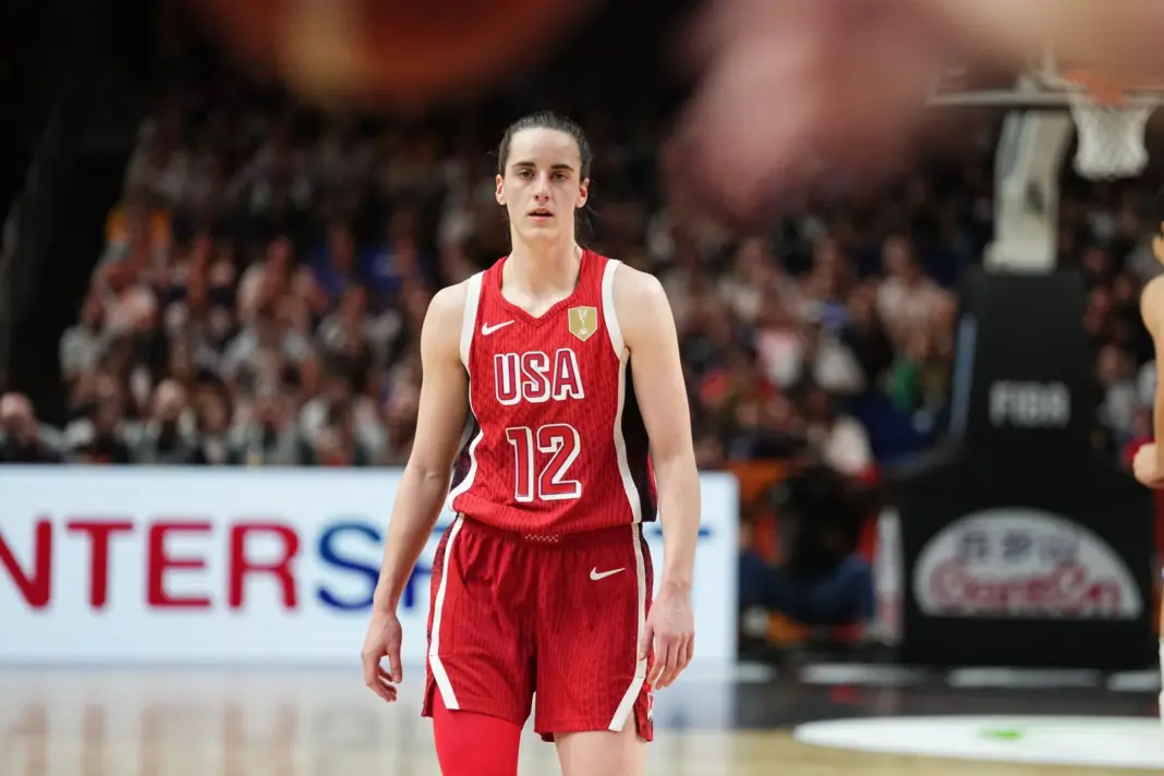 “Double agent”, “A’ja Wilson is so jealous of this” – Fans Stunned As Caitlin Clark Finishes With Just 1-Pt In USA vs Italy FIBA Battle “Double agent”, “A’ja Wilson is so jealous of this” – Fans Stunned As Caitlin Clark Finishes With Just 1-Pt In USA vs Italy FIBA Battle