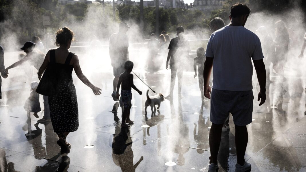 The start-ups hoping to return battery making to the US People walk across jets of water in a public square in Paris