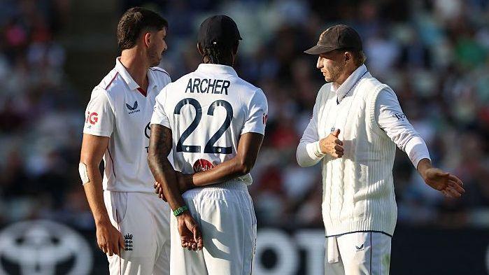 England captain Joe Root discusses tactics at Edgbaston
