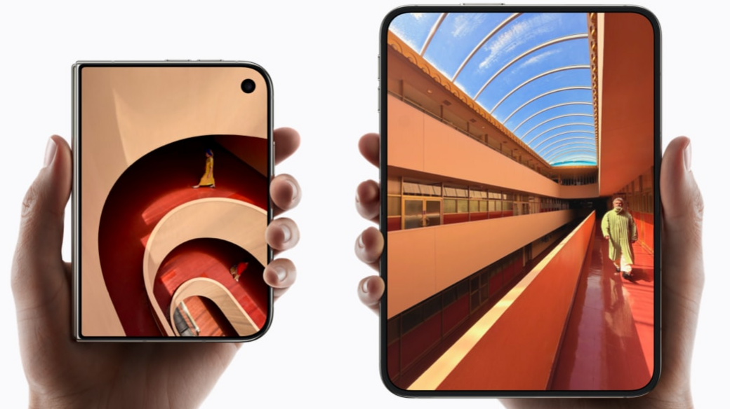 The folding iPhone