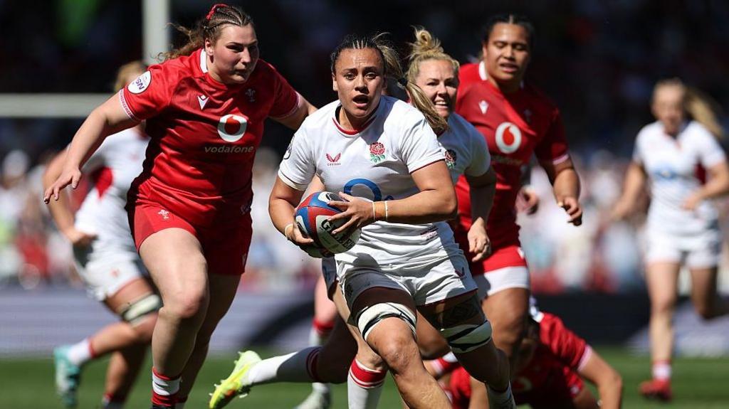 Maddie Feaunati playing against Wales