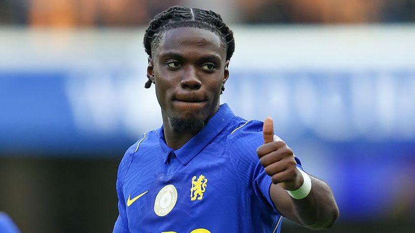 Romeo Lavia giving a thumbs up
