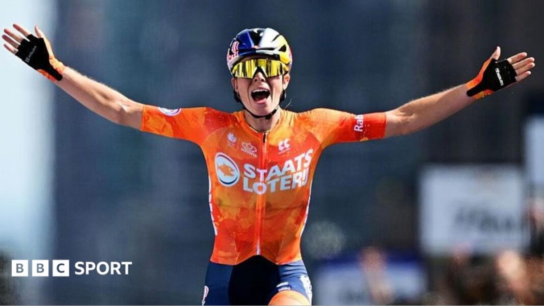 Vollering wins women’s road race world title Vollering wins women’s road race world title