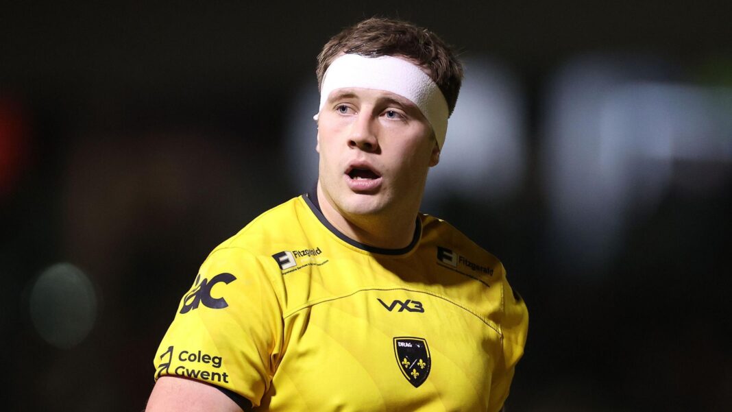 Wales lock Carter cleared for Dragons after injury Lock Ben Carter in Dragons' yellow home kit
