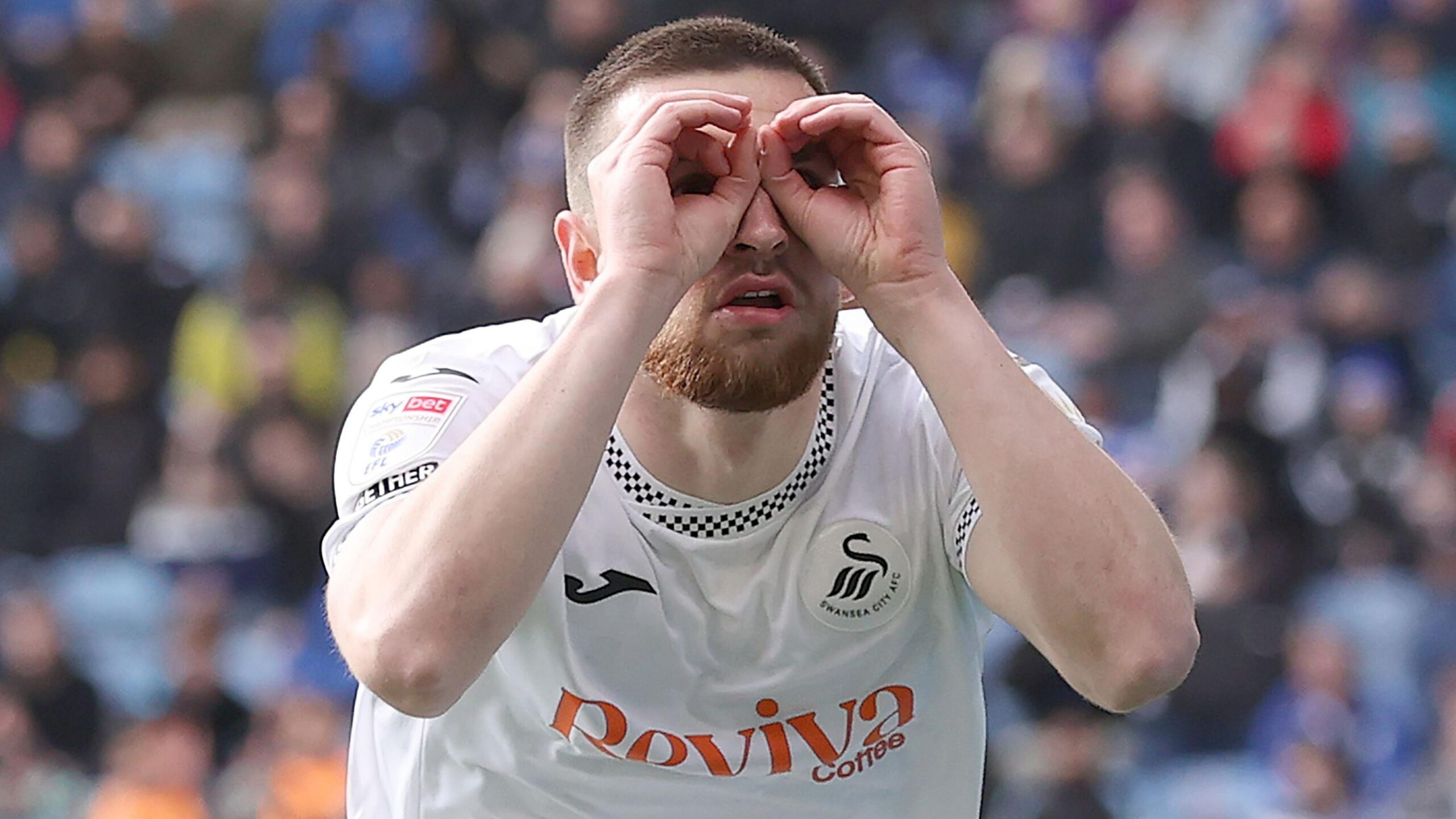 Zan Vipotnik with his traditional goggle clelebration for Swansea