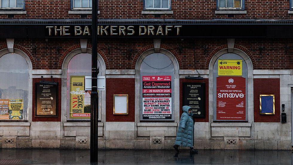 A closed pub