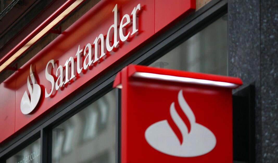 Santander launches £240 switching deal – who is eligible? Santander launches £240 switching deal – who is eligible?