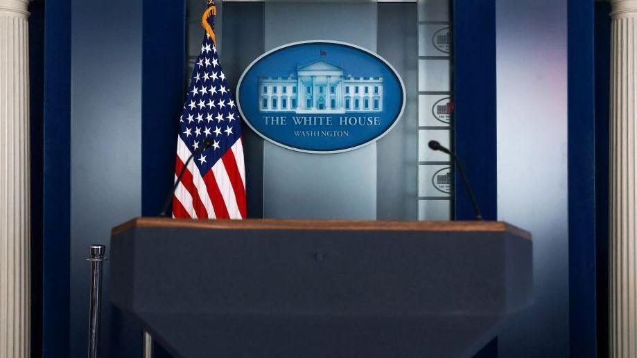 Empty podium in White House press room