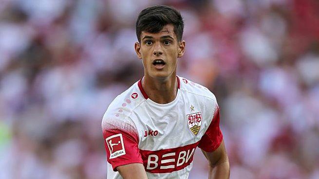 Chema Andres signs from Stuttgart for Brighton