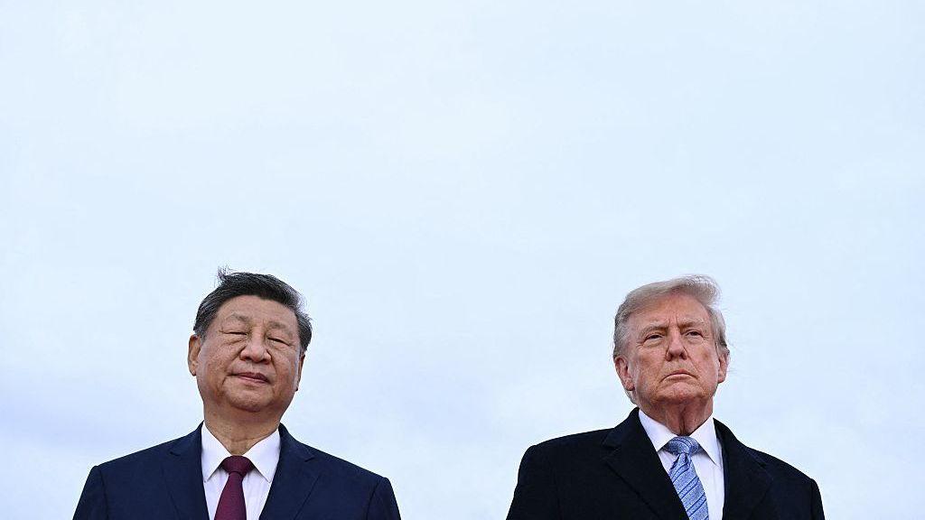 US President Donald Trump right greets Chinese President Xi Jinping upon arrival at Joint Base Andrews in Maryland on 23 September 2026.