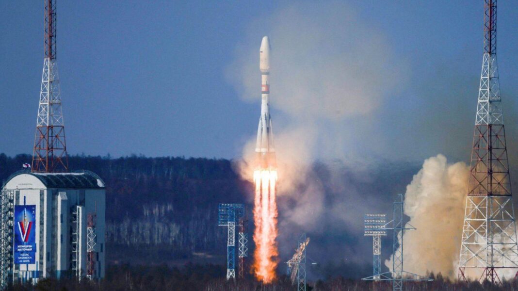 US has deployed a space weapon, air force secretary says Russia's Soyuz-2.1b launch vehicles blasts off into space. File photo