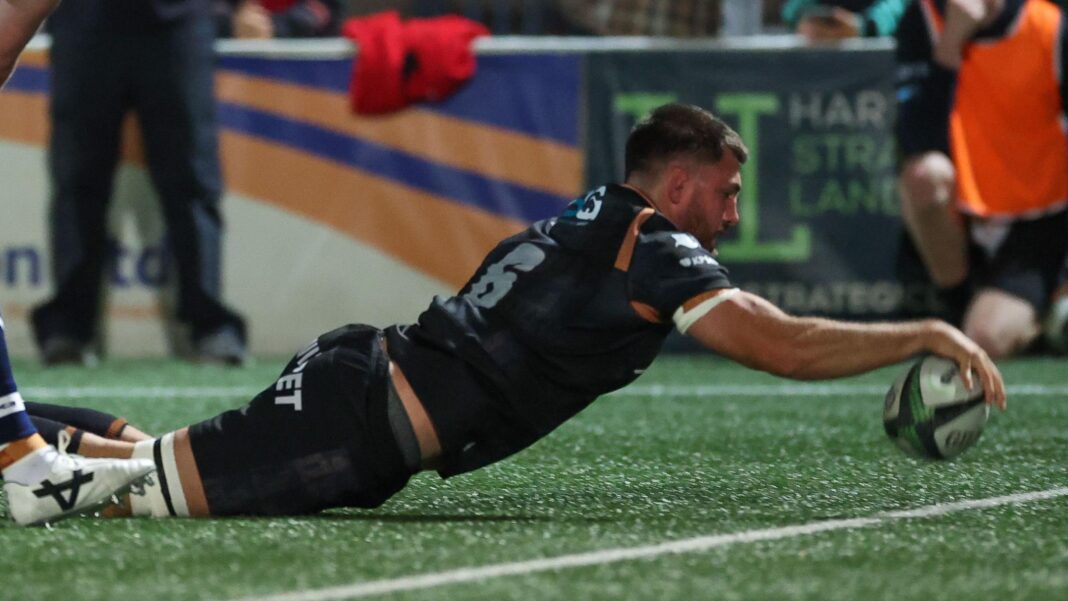 Liam Wright reaches over to score for Ospreys at Coventry