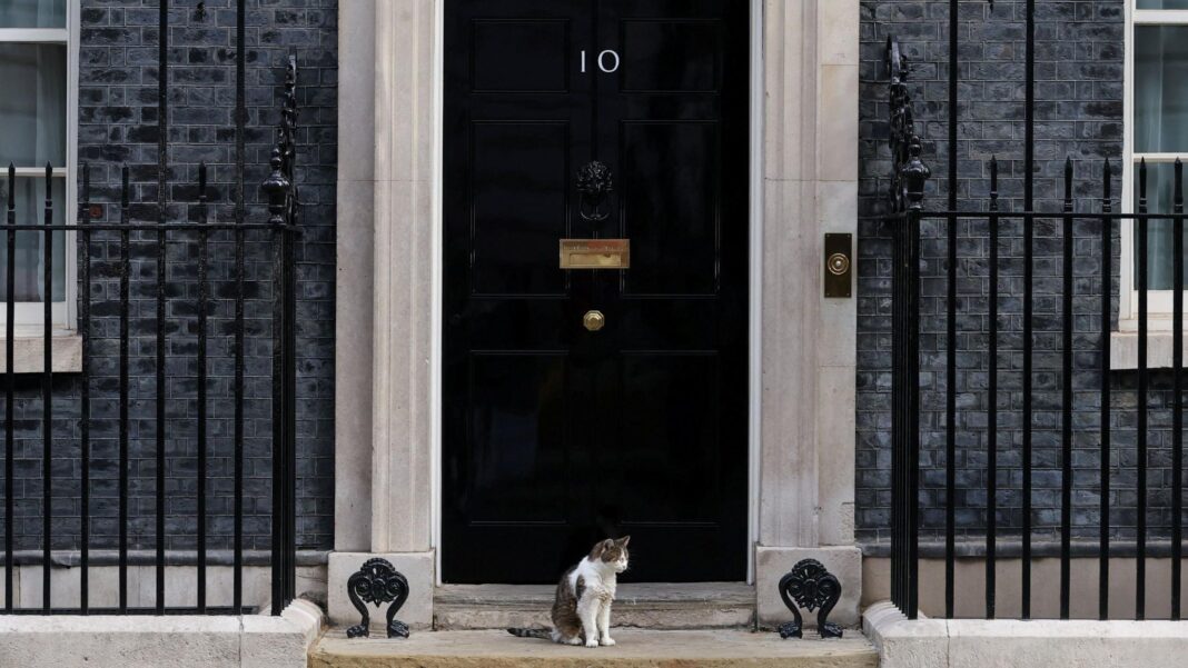 Fake 10 Downing Street listing exposes ‘unfit’ Booking.com, says consumer group Fake 10 Downing Street listing exposes ‘unfit’ Booking.com, says consumer group