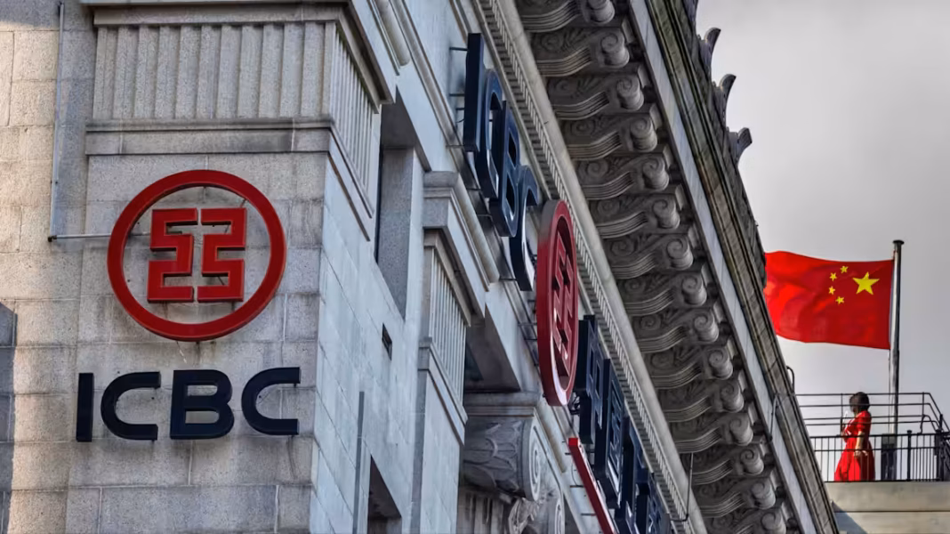 China pumps $53bn into banks and insurers Httpsd1e00ek4ebabms cloudfront netproductione2eb2a91 990b 4f83 a6c0 fcbb77beb3ba