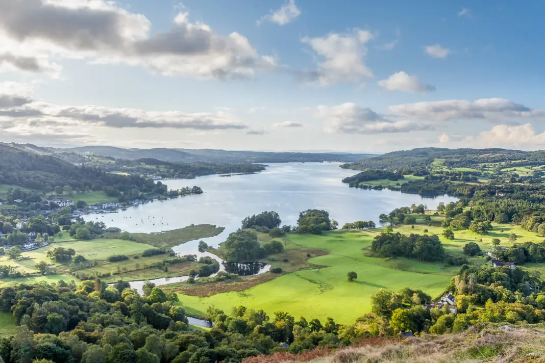 This Lakeside Town Was Just Named the Best ‘Quietcation’ in England This Lakeside Town Was Just Named the Best ‘Quietcation’ in England