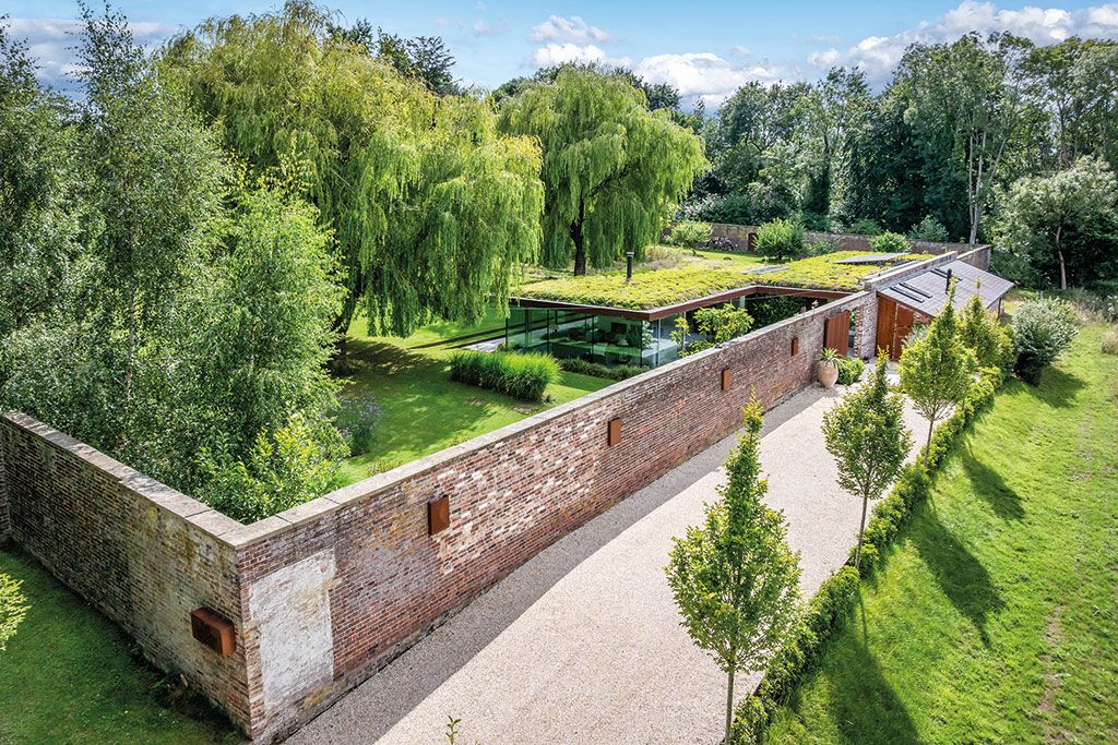 Houses for sale with walled gardens: The Garden House, Stockland Green Road, Tunbridge Wells