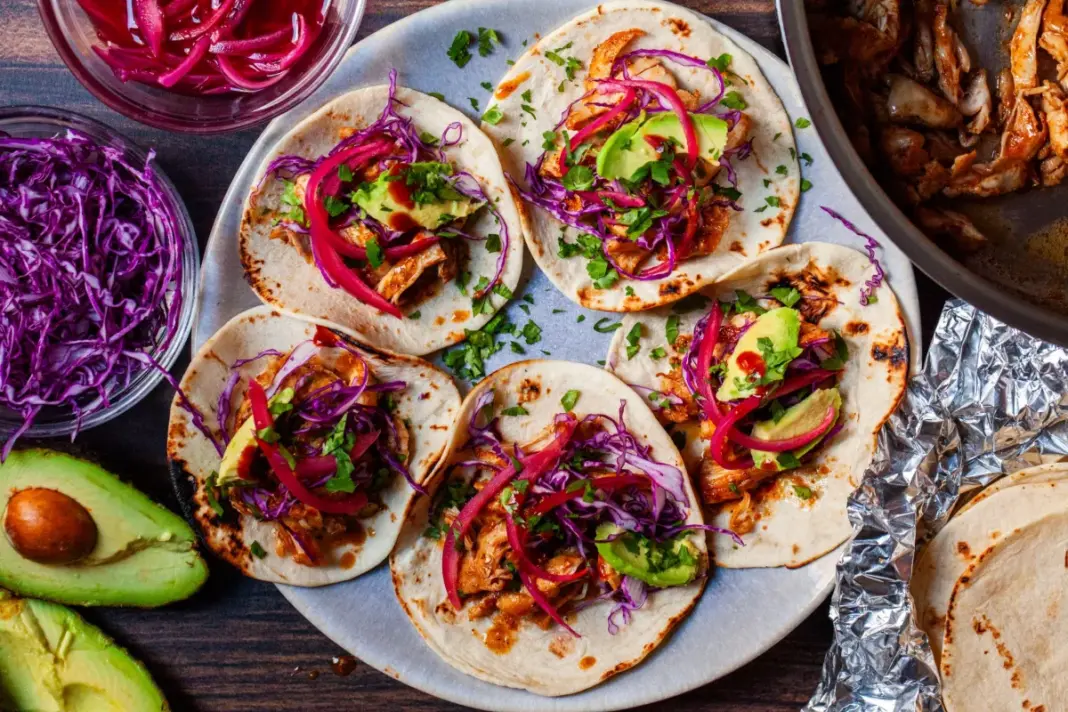 simple chicken tacos Simple chicken tacos 09 scaled