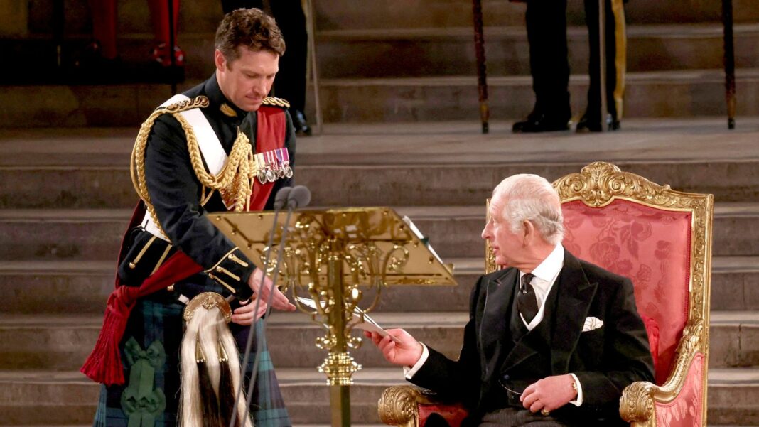 King and Queen’s senior equerry set to leave royal role King and Queen’s senior equerry set to leave royal role