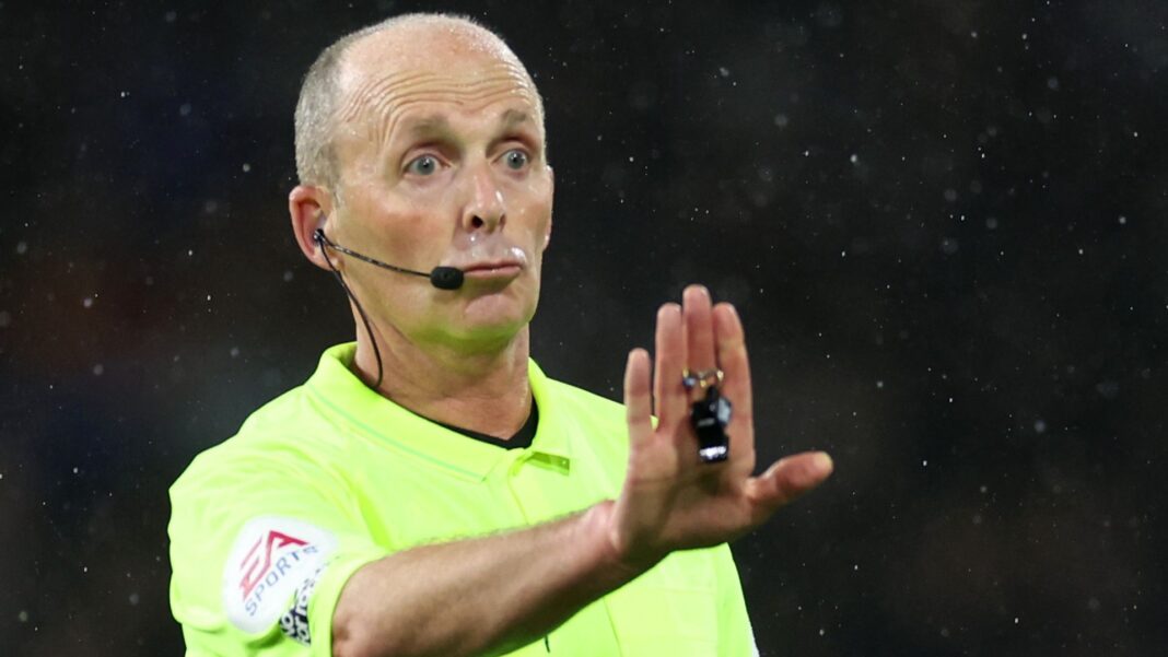 Ex-Premier League ref admits he tried not to blow whistle during matches as a ‘game’ Skynews mike dean dean 7340241
