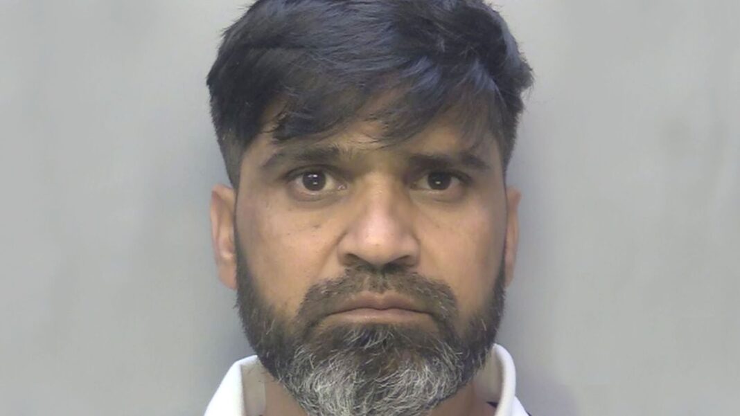 Prisoners deny trying to kill Sara Sharif’s father in jail cell Skynews rfan sharif sara sharif 6766476