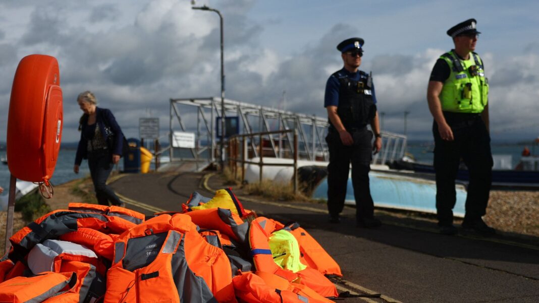 RNLI trying to ‘understand decision to deny access’ to boat carrying migrants Skynews rnli protests 7345470
