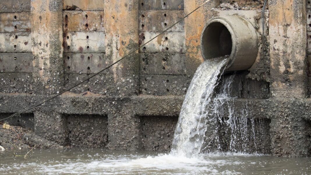 Skynews sewage rivers 6968697