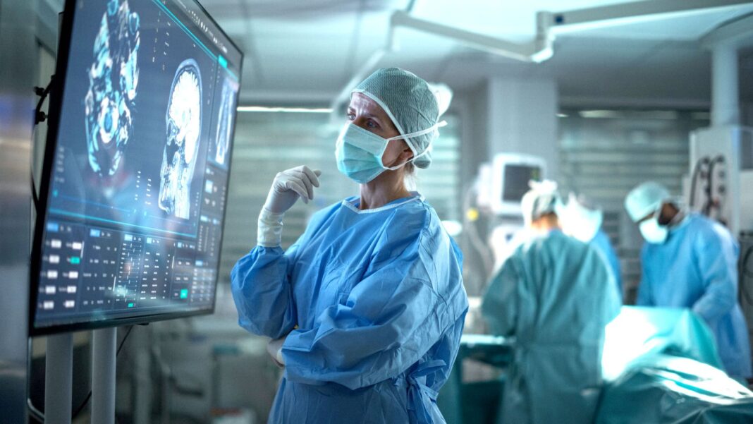 New brain tumour test could ‘transform’ diagnosis and treatment Skynews surgeon female brain 7360284