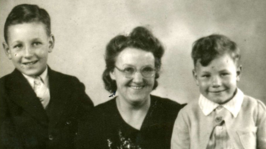 Stewart (right) pictured with his brother Trevor and his mother circa 1945