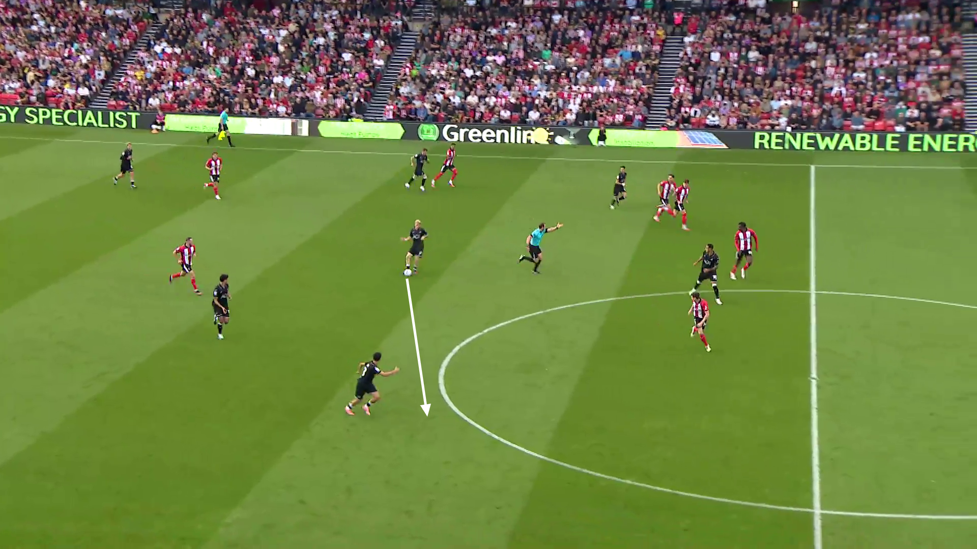Screengrab showing Swansea's build-up and their wide overloads