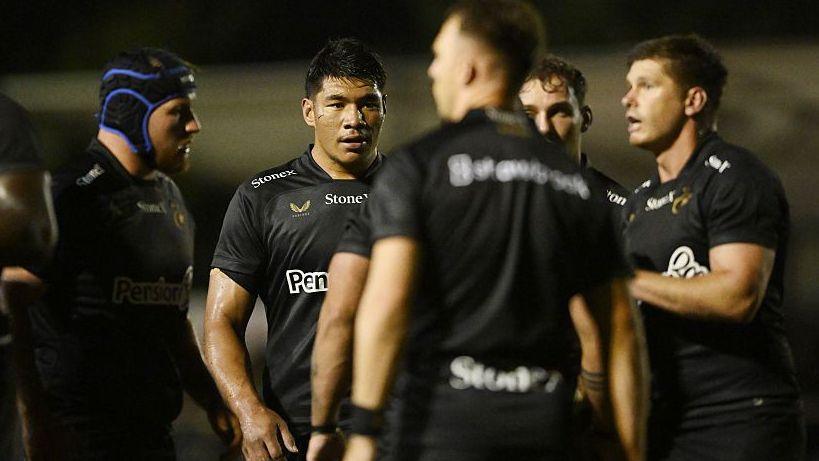 Totoa Auvaa playing for Saracens against Cornish Pirates