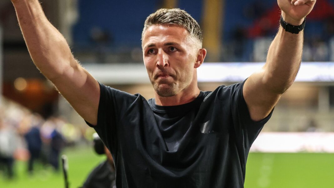 Will 2026 finally be Warrington Wolves’ year? Warrington Wolves head coach Sam Burgess gives a thumbs up to the crowd following his side's Super League semi-final win over Leeds Rhinos last week
