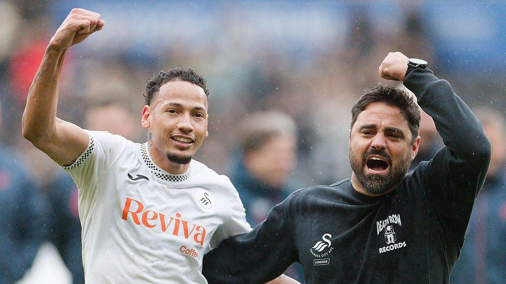 Ronald of Swansea City and Swansea City manager Vitor Matos celebrate after the Sky Bet Championship match between Swansea City and Bristol City at the Swansea.com Stadium on February 21, 2026