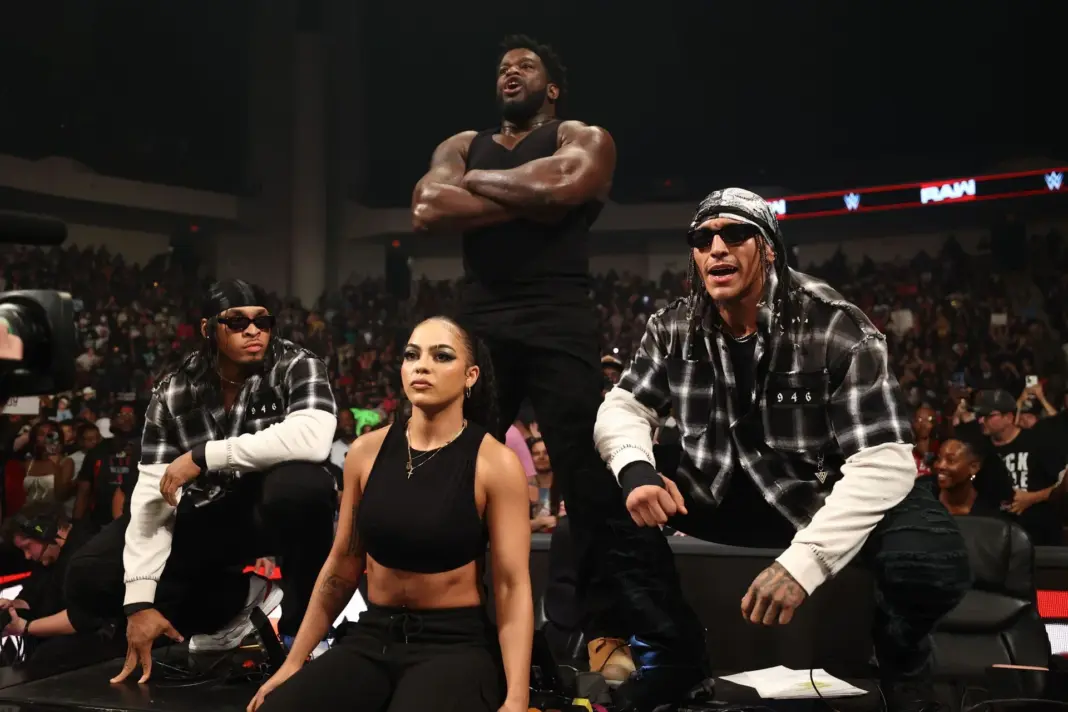“Y’all ain’t stopping sh*t” – 946 star sends stark warning after Bloodline attack on WWE RAW “Y’all ain’t stopping sh*t” – 946 star sends stark warning after Bloodline attack on WWE RAW
